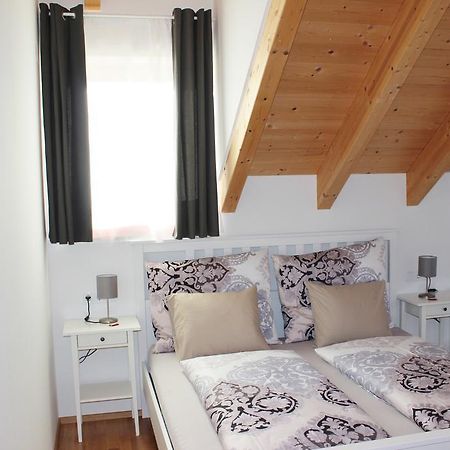 Ferienwohnung Earthloft Bad Kleinkirchheim Habitación foto