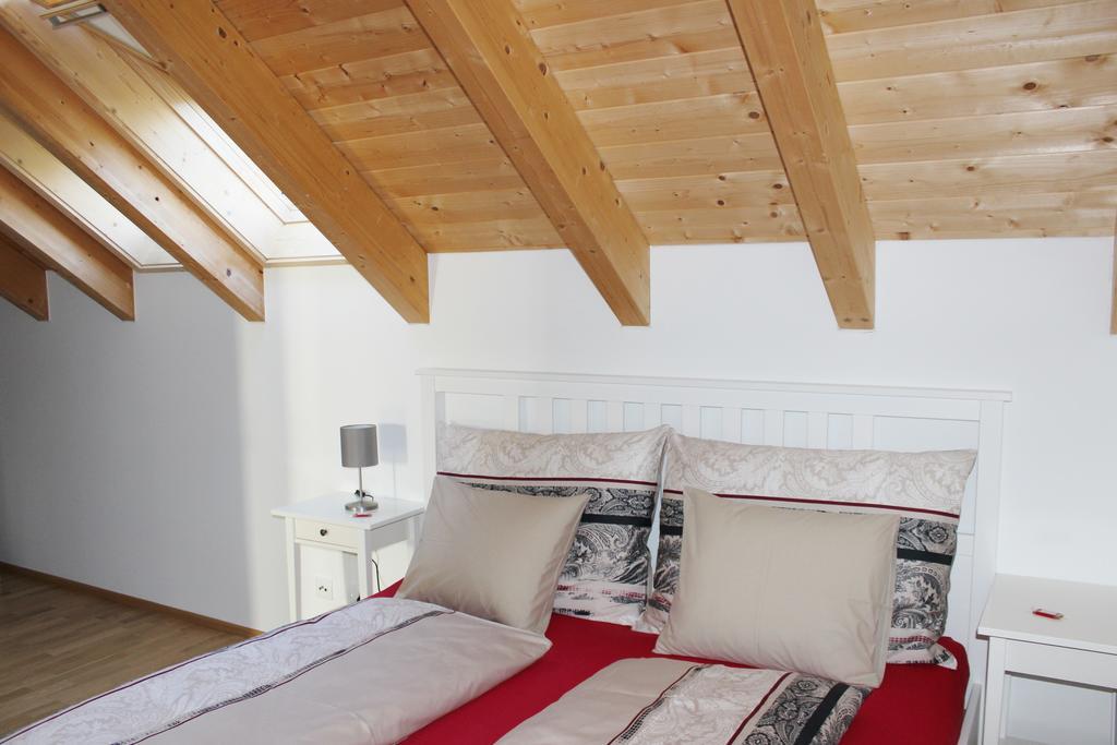 Ferienwohnung Earthloft Bad Kleinkirchheim Habitación foto